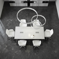 Mesa de oficina moderna para conferencias