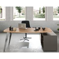 Escritorio de oficina de madera