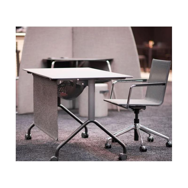 Escritorio de oficina operativo plegable con ruedas