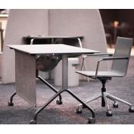 Escritorio de oficina operativo plegable con ruedas